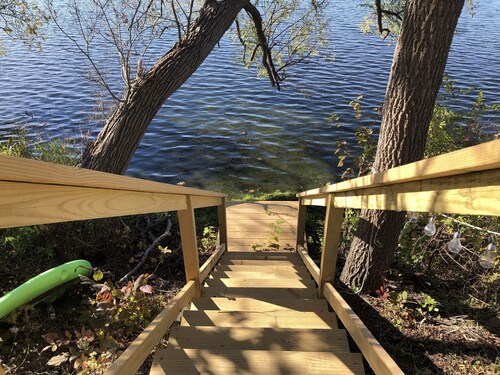 SILVER LAKE STUDIO - Located on Silver Lake & 9 miles from Letchworth State Park