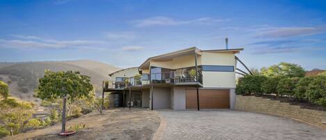 Luxury House, Mountain View