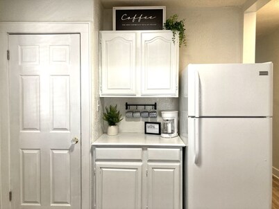 Houston Whiteside Cottage