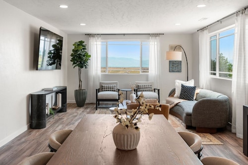 Cozy 2B/2B condo near Bear Lake