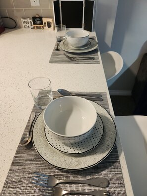 Dining - Beautiful & Cozy entire suite - One Bedroom NW Calgary. (Calgary)