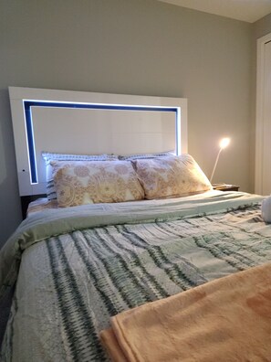 1 bedroom, iron/ironing board, WiFi, bed sheets