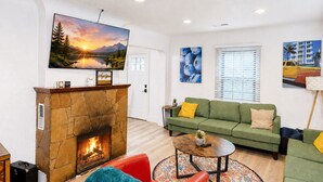Living area - Dapper Duo 5BR/5BA in 2 Houses w/Fenced Yards, AC, WD, Fast Wi-Fi, 7 Smart TVs (Flagstaff)