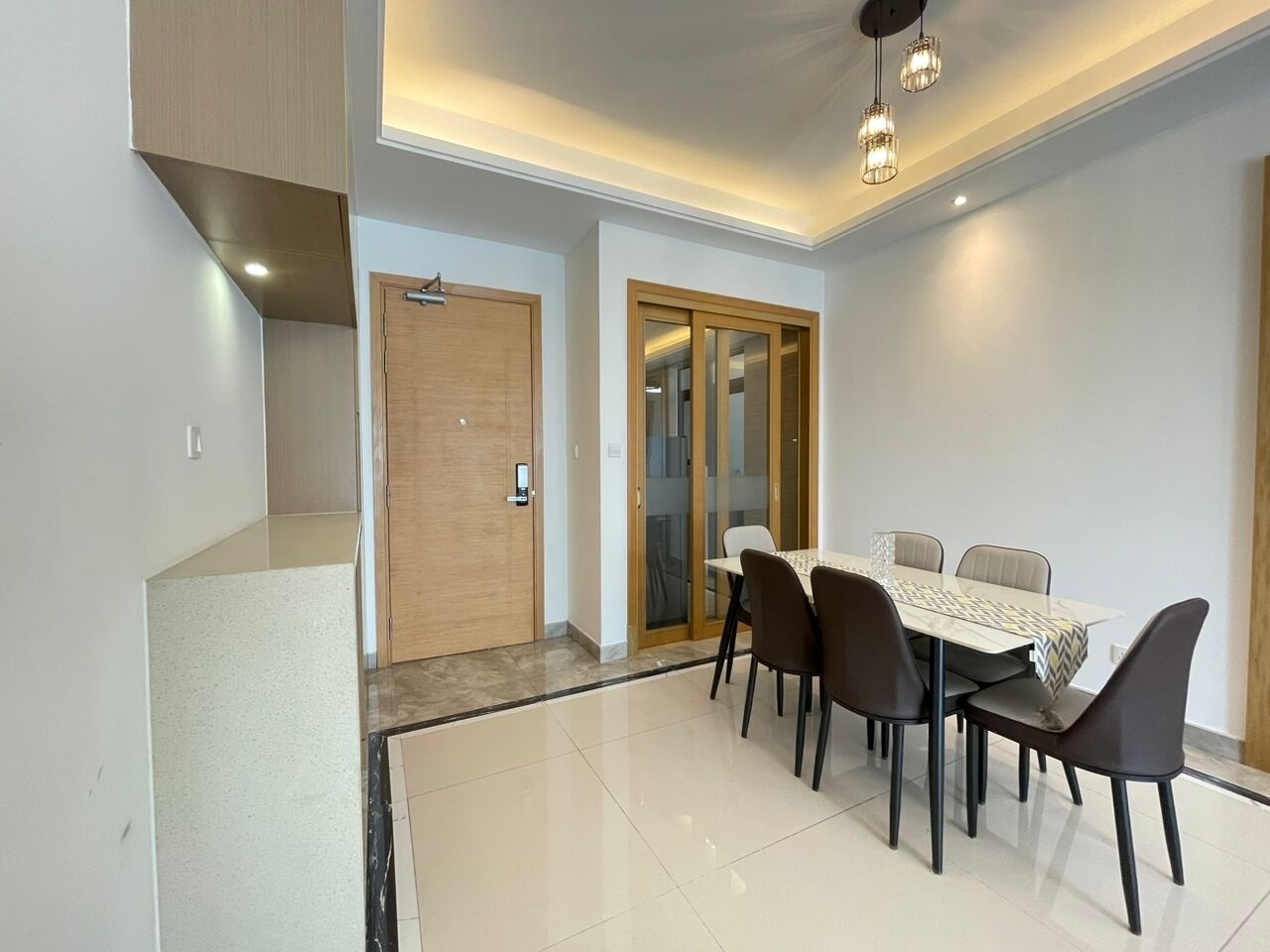 Classic Apartment, Non Smoking, Kitchen | In-room dining