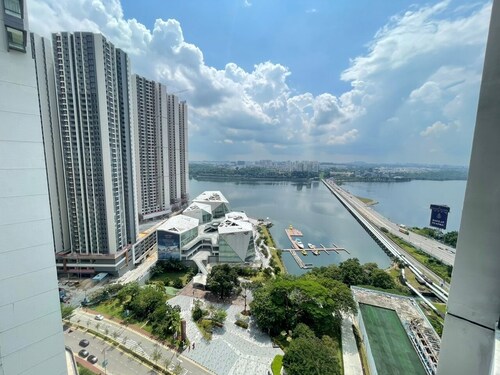 R&F Princess Cove by Jbloka