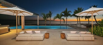 PREMIER BEACH FRONT LOCATION 