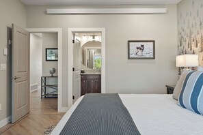 6 bedrooms, iron/ironing board, travel cot, free WiFi