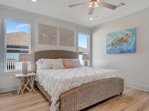 3 bedrooms, WiFi, bed sheets - Coastal Charm NEW Luxury Beach Retreat! (Bolivar Peninsula)