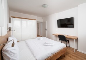 2 Schlafzimmer, Bügeleisen/Bügelbrett, WLAN, Bettwäsche