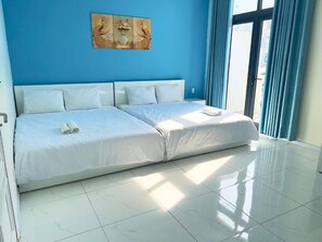 Minibar, desk, soundproofing, free WiFi -  Ngan Ha Star Homestay - Grand World Phu Quoc (Phu Quoc)