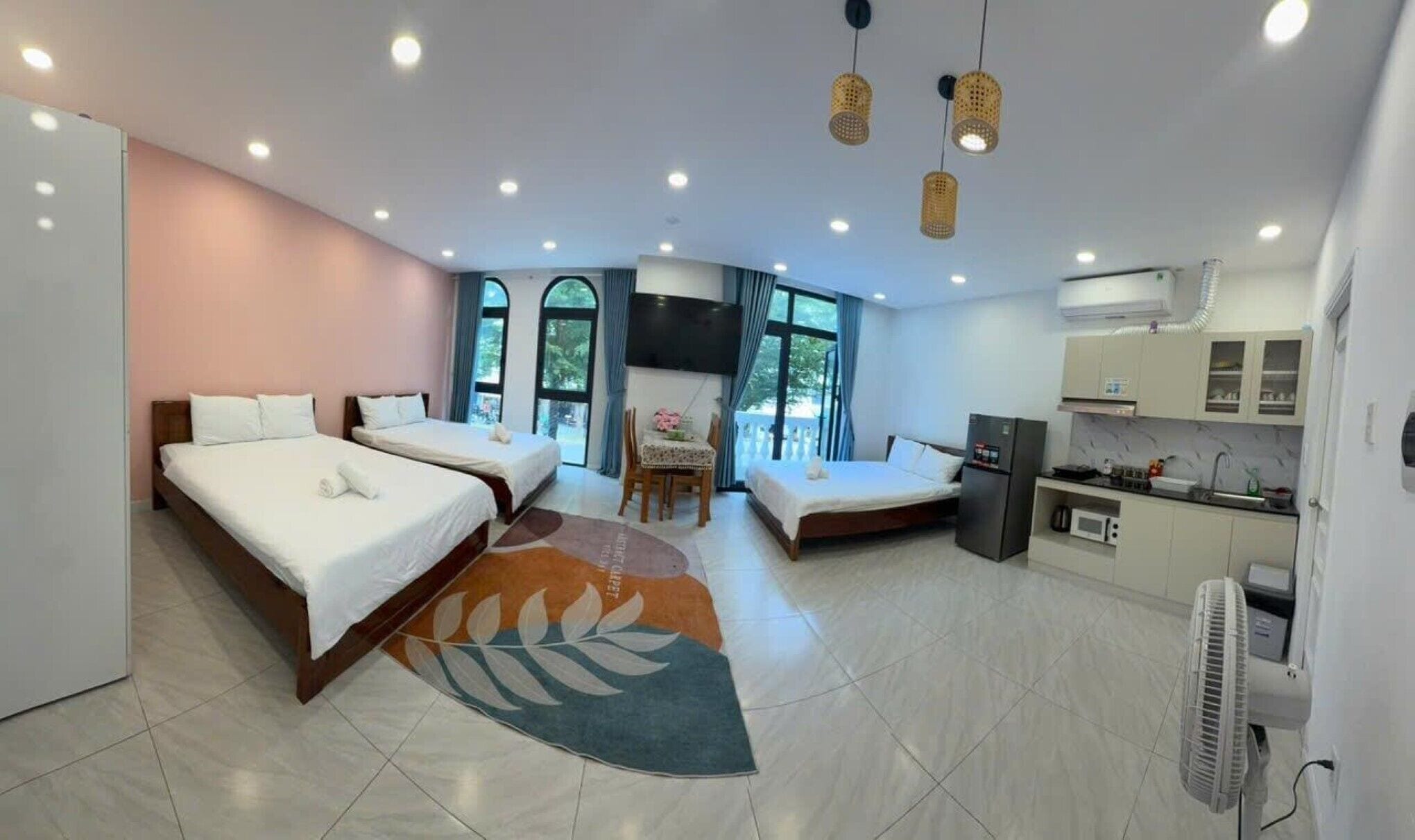 Deluxe Studio | Minibar, desk, soundproofing, free WiFi