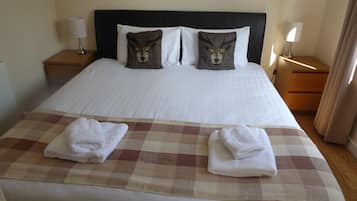 1 habitación, tabla de planchar con plancha y wifi gratis