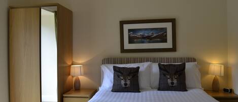 Strykejern/-brett, wi-fi (inkludert) og sengetøy