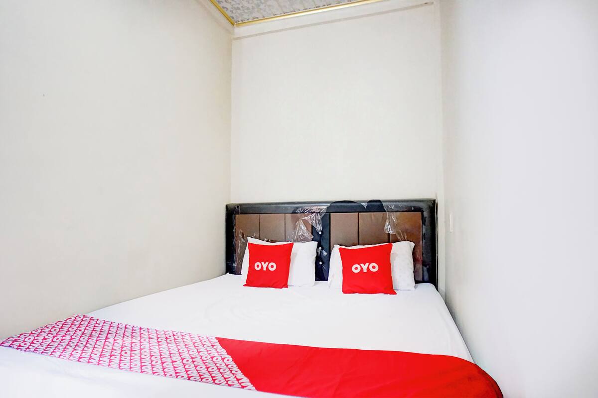 Habitación estándar doble | Escritorio, wifi gratis, ropa de cama