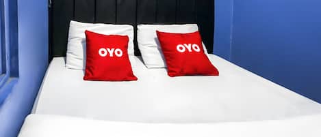Standard Double Room | Free WiFi, bed sheets