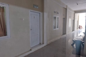 Interior detail - OYO 93774 Khaira Kos Dan PenginapanNearYani Heahlerr (Marabahan)