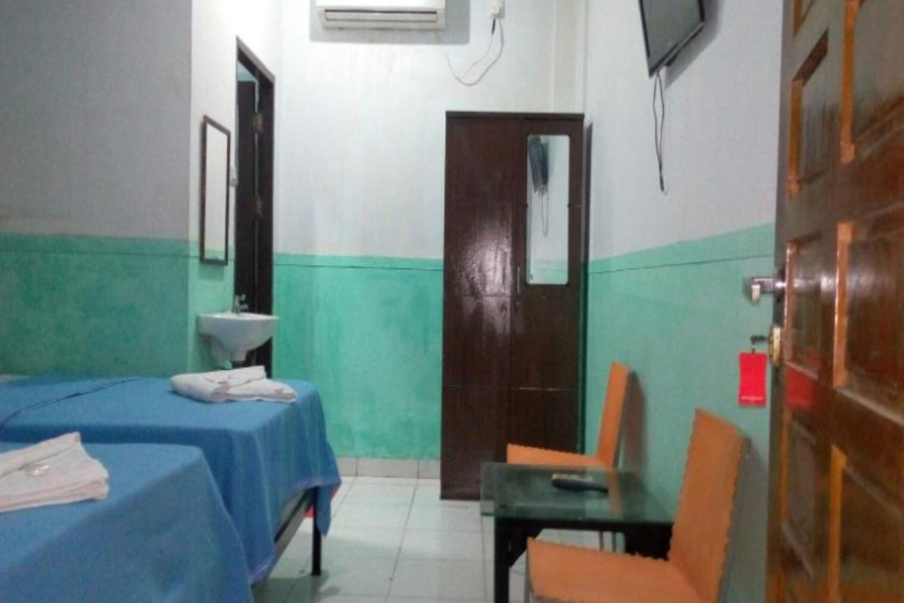 Wifi gratis y ropa de cama 