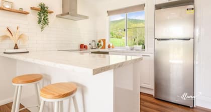 Escape to the tranquillity of Barry's Little Cottage nestled in a rural location