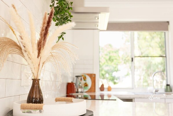 Fridge, microwave, oven, toaster