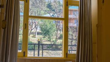 Standard Room | 1 bedroom, free WiFi