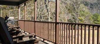 Large House on White River+River Access+Wifi