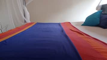 1 bedroom, WiFi, bed sheets