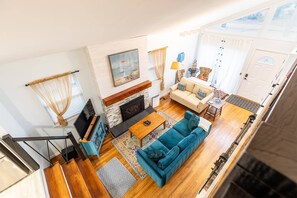 Smart-TV, Kamin, Drucker