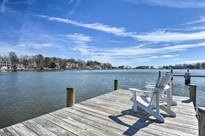 Luokittelematon kuva, 4 kautta 48, painike