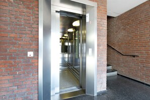 Interior - Apartment 'Ferienappartement Holm Ostsee' with Balcony and Wi-Fi (Schönberg-Holm)