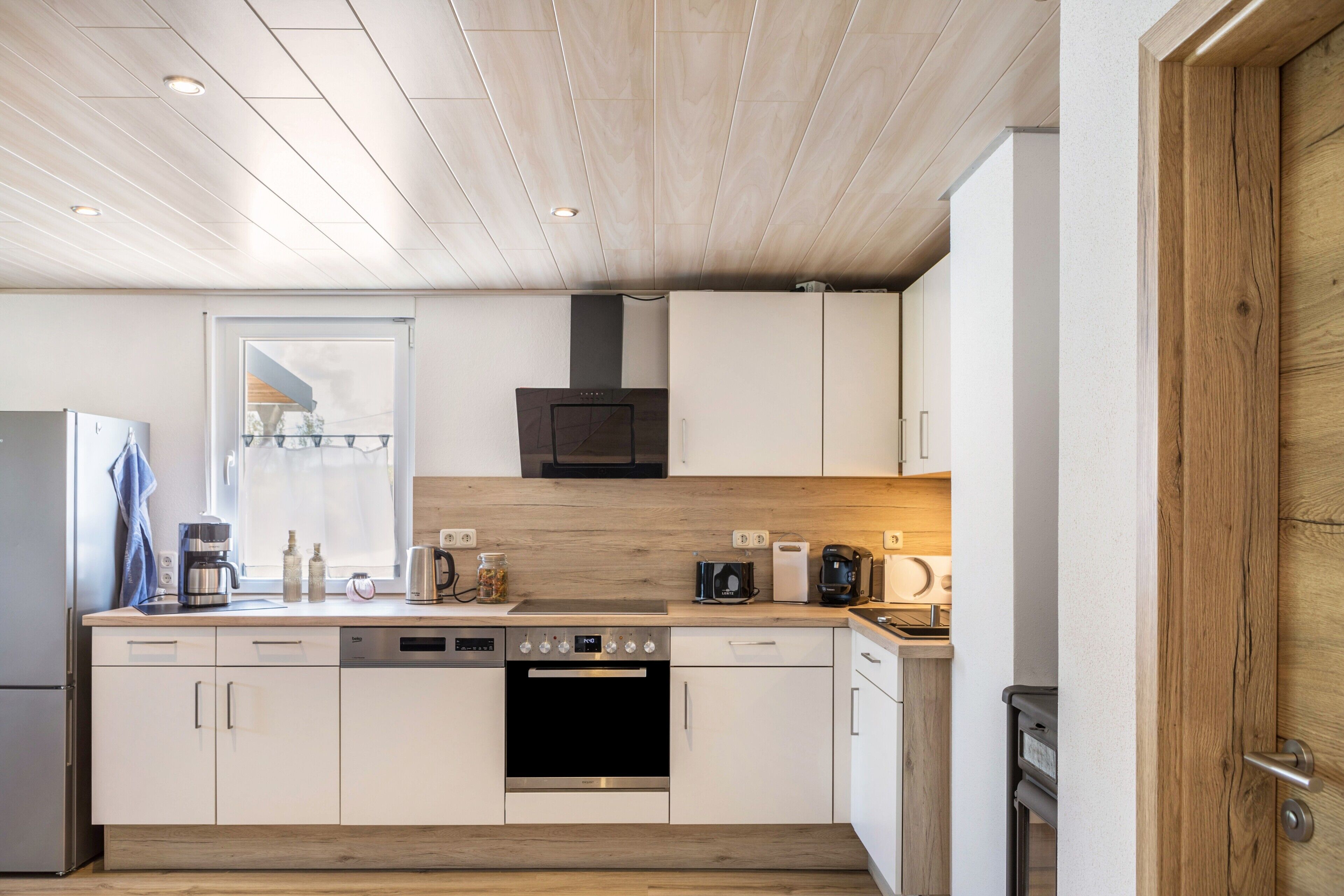 Kühlschrank, Ofen, Herdplatte, Geschirrspüler