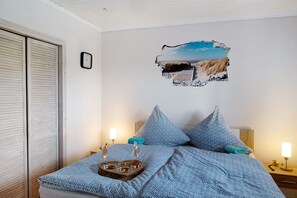 1 habitación, tabla de planchar con plancha, wifi gratis y ropa de cama 
