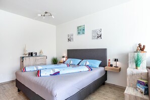 1 dormitorio, tabla de planchar con plancha, wifi gratis y ropa de cama