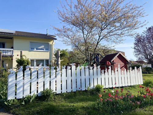 Ferienwohnung 'Haus Zeller' mit Privatterrasse und WLAN