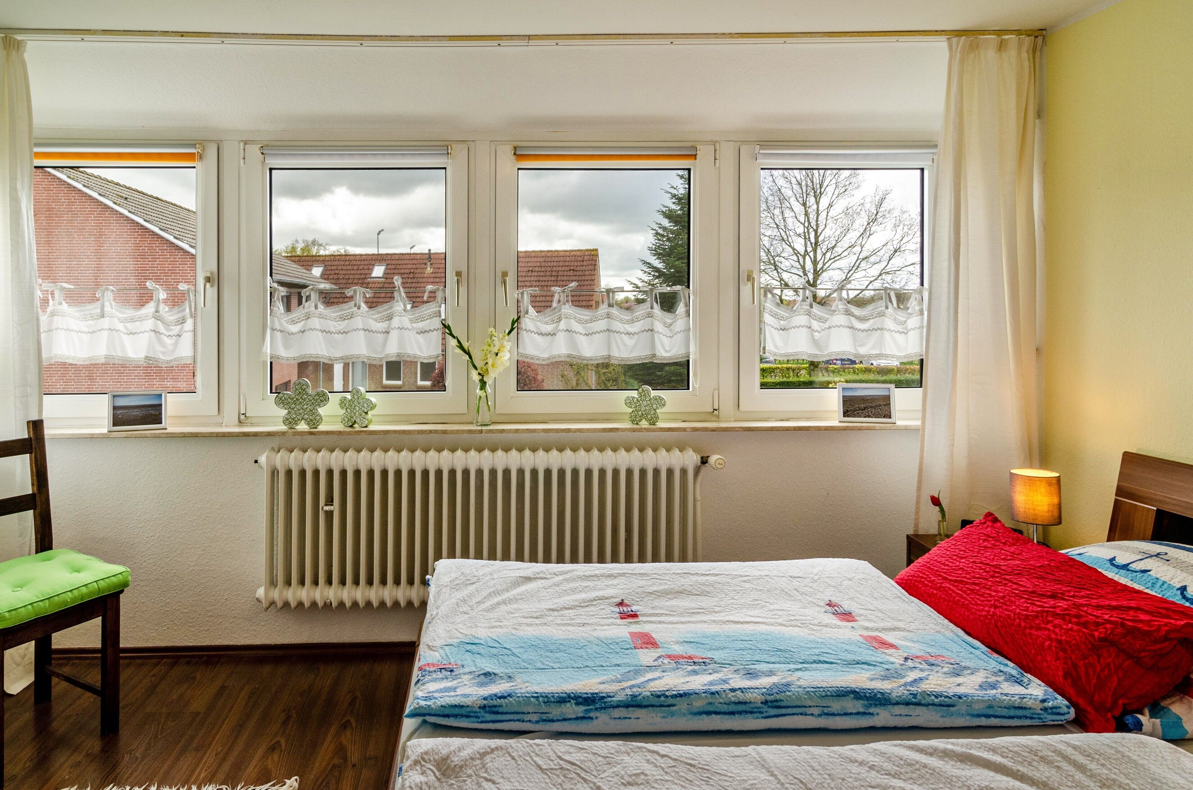 4 bedrooms, free WiFi, bed sheets