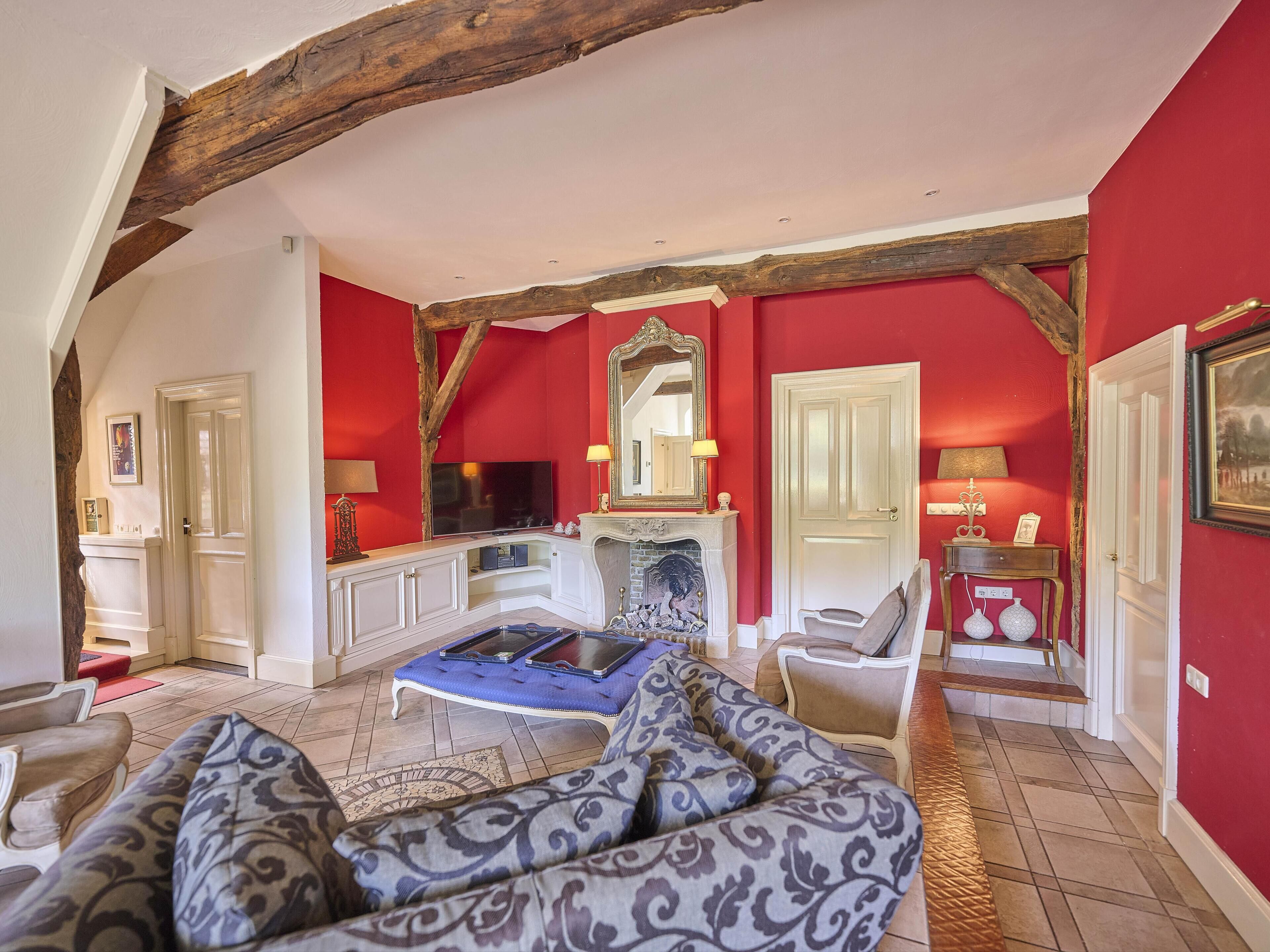 Televisor i llar de foc 