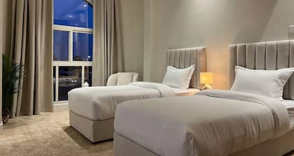 Terrific bedroom villa in Dubai - Female Only