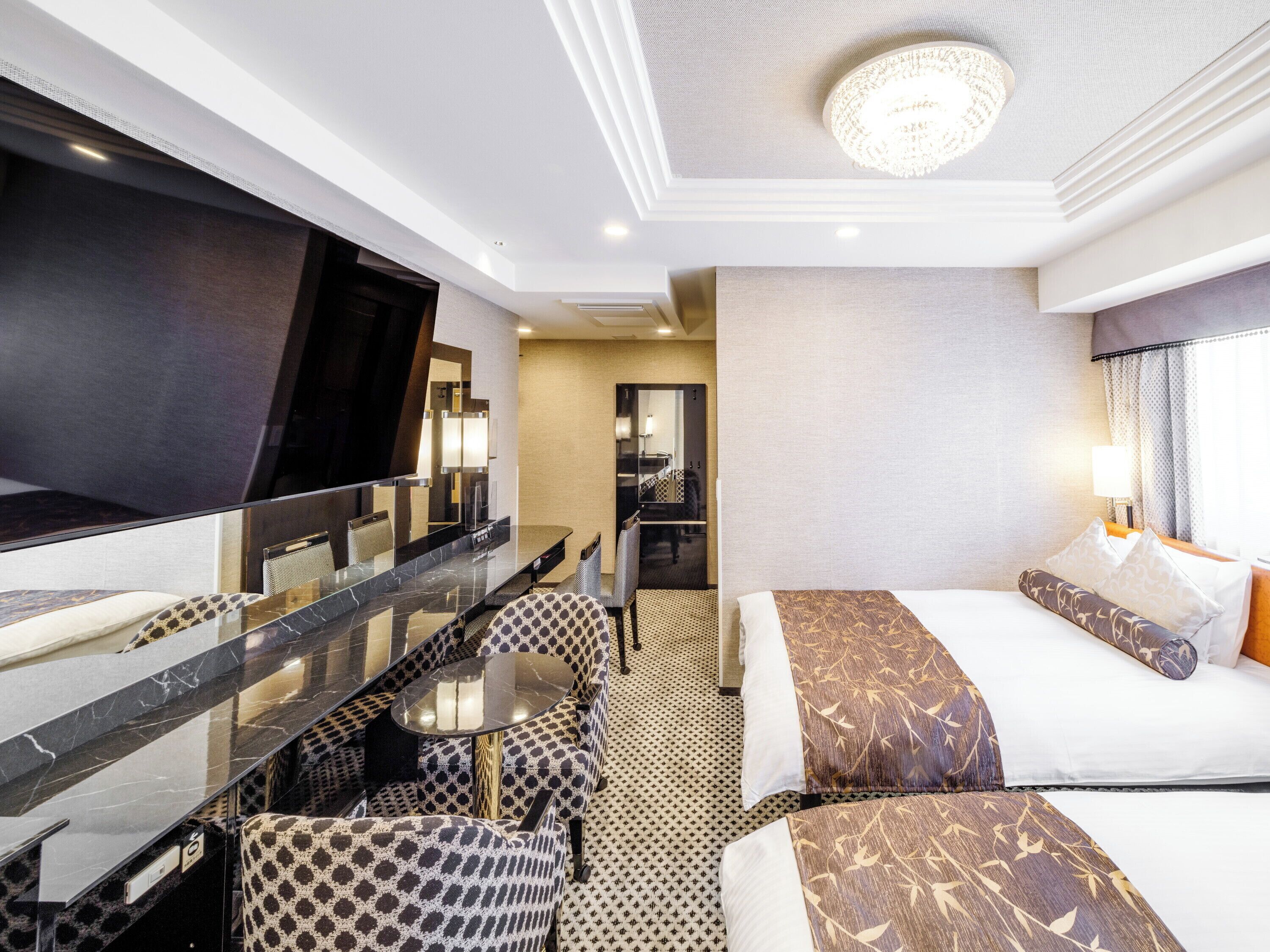 Deluxe Twin Room, Non Smoking | Desk, iron/ironing board, free WiFi, bed sheets