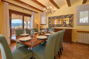 Dining - Wonderful and comfortable villa with private pool in Javea, Costa Blanca, Spain for 6 persons (Javea)