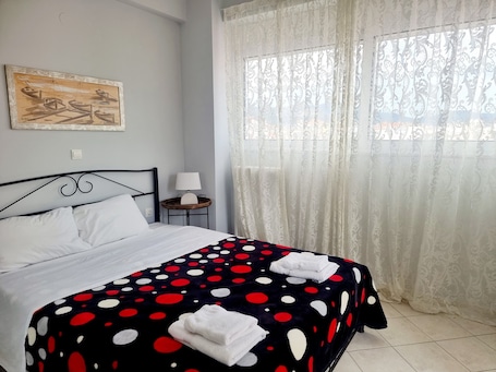 1 habitación, sábanas de algodón egipcio y ropa de cama de alta calidad . Apartments by Open City Hotel