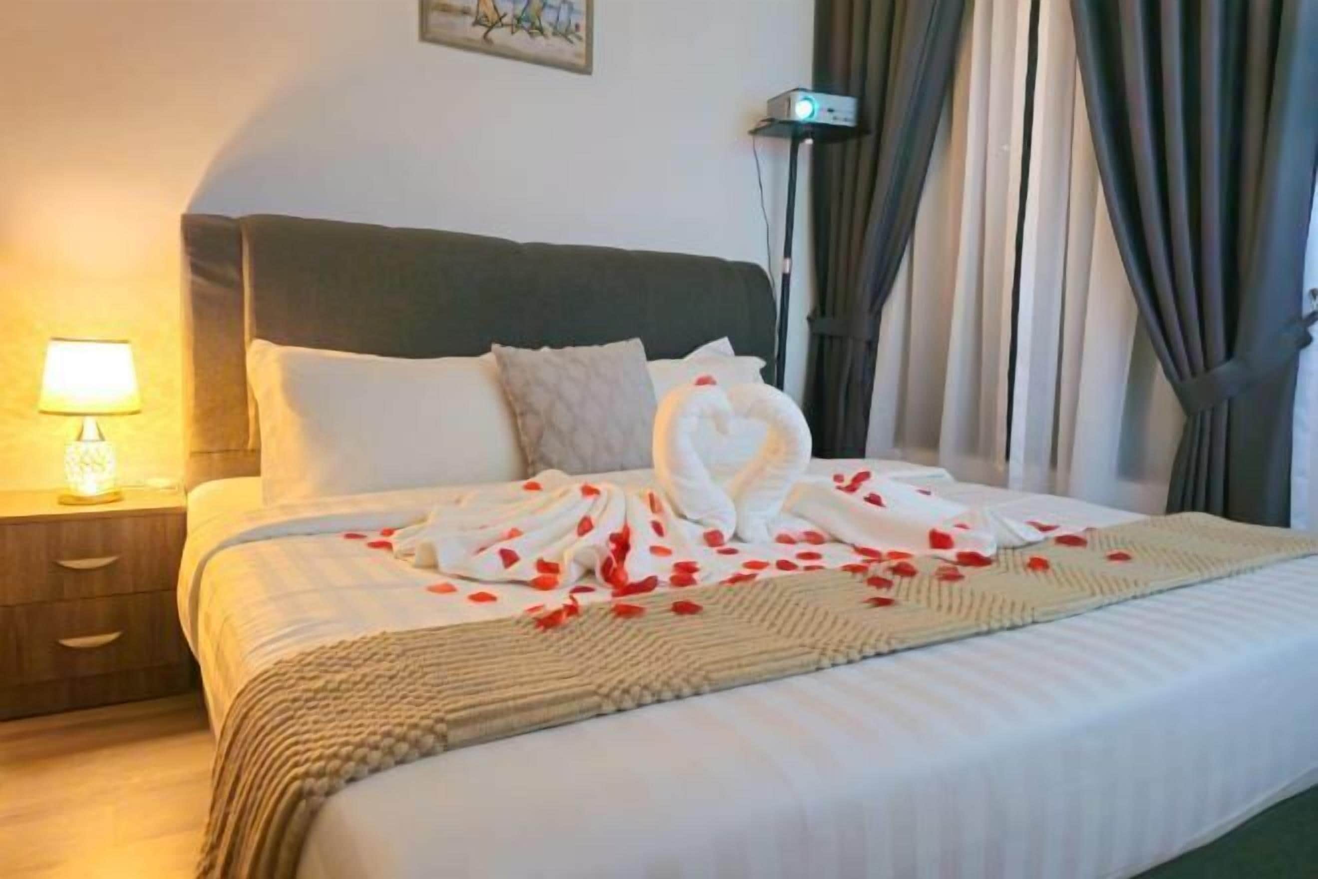 Ferros/tábuas de passar roupa, Wi-Fi de cortesia, roupa de cama