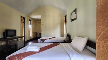 1 dormitorio, escritorio, espacio para trabajar con un portátil