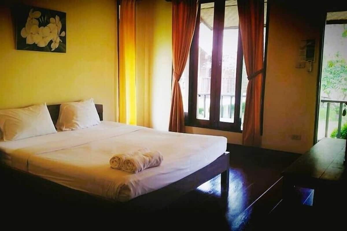 Deluxe Cottage, 1 King Bed, Non Smoking