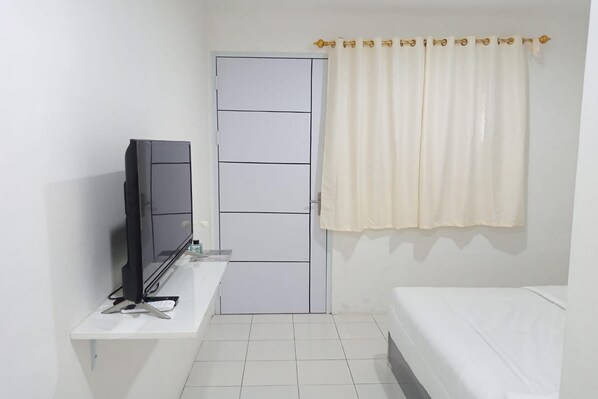 ห้องดีลักซ์ดับเบิล | Wi-Fi ฟรี, ผ้าปูที่นอน