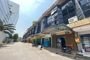 Front of property - Hotel O Intan HomestayNearAnugrah Sinar Lautan (Batam)