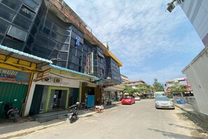 Front of property - Hotel O Intan HomestayNearAnugrah Sinar Lautan (Batam)