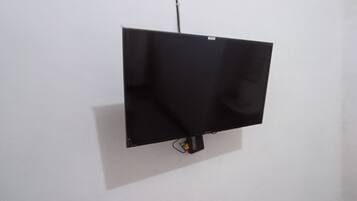 Standard Single Room | Bed sheets