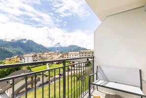 Quarto básico | Terraço/pátio