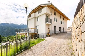 Exterior - B&B NONNA ROSA  (Capriana)