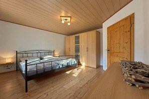 3 chambres, accès au Wi-Fi (inclus)