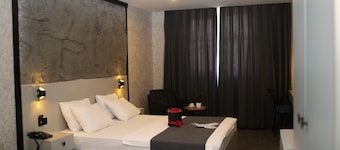 Cali Royal Otel